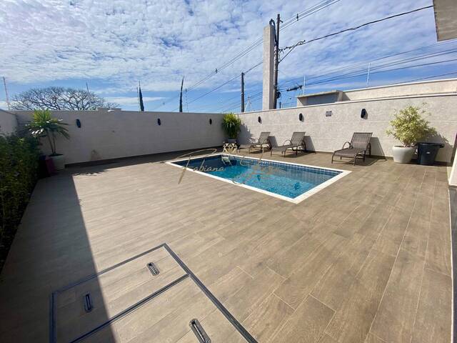 #1023 - Casa para Venda em Valinhos - SP
