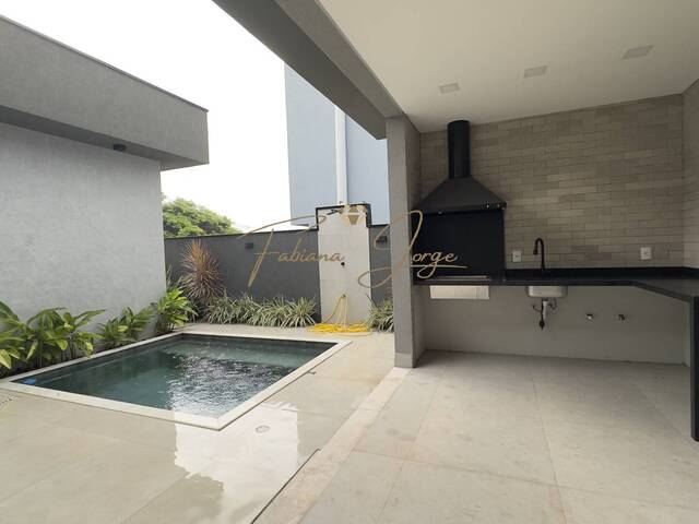 #1014 - Casa em condomínio para Venda em Valinhos - SP - 1