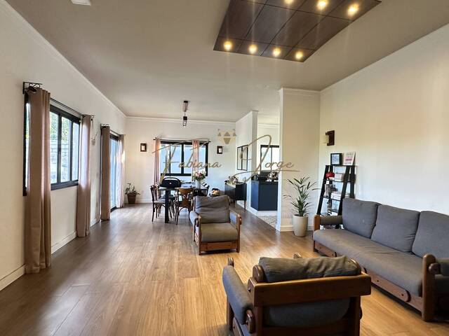 #1105 - Casa para Venda em Valinhos - SP - 1