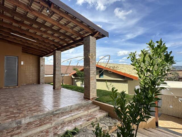 #1154 - Casa para Venda em Valinhos - SP - 2