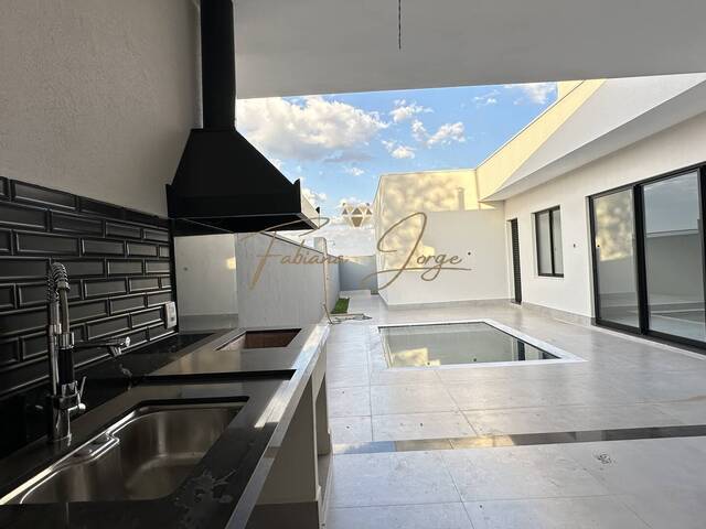 #1161 - Casa em condomínio para Venda em Valinhos - SP - 2