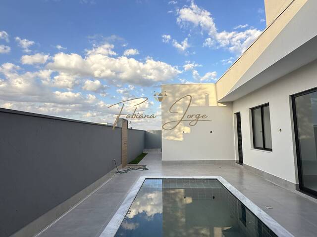 #1161 - Casa em condomínio para Venda em Valinhos - SP - 1