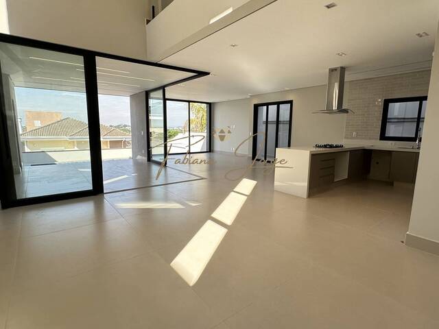 #1205 - Casa em condomínio para Venda em Valinhos - SP - 1