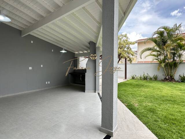 #1211 - Casa para Venda em Valinhos - SP - 1