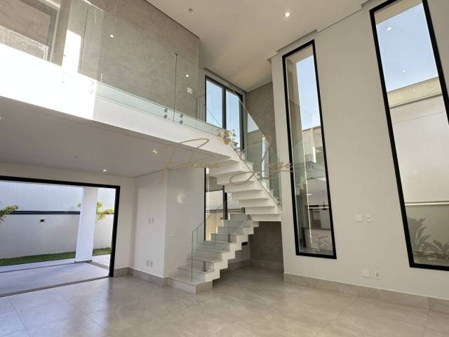 #1122 - Casa para Venda em Valinhos - SP - 2