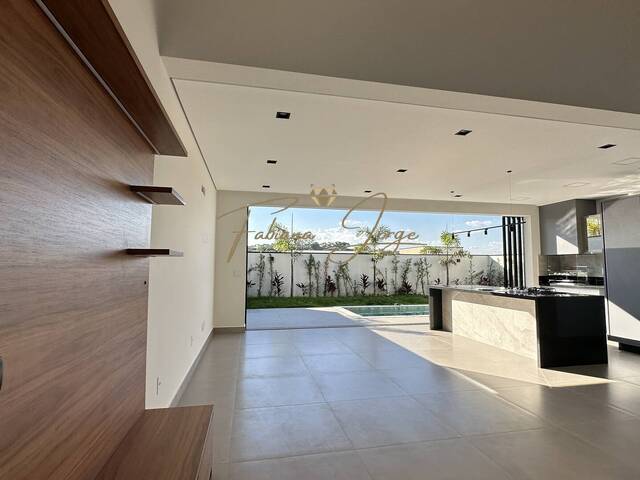 #1238 - Casa em condomínio para Venda em Valinhos - SP