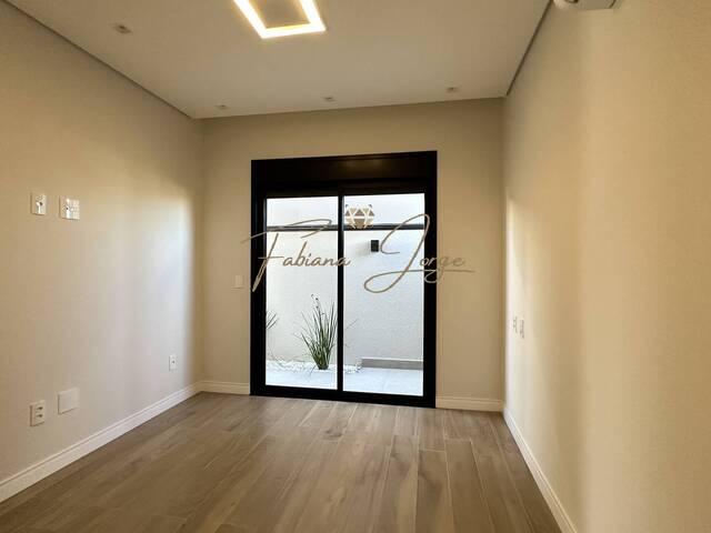 #1238 - Casa em condomínio para Venda em Valinhos - SP