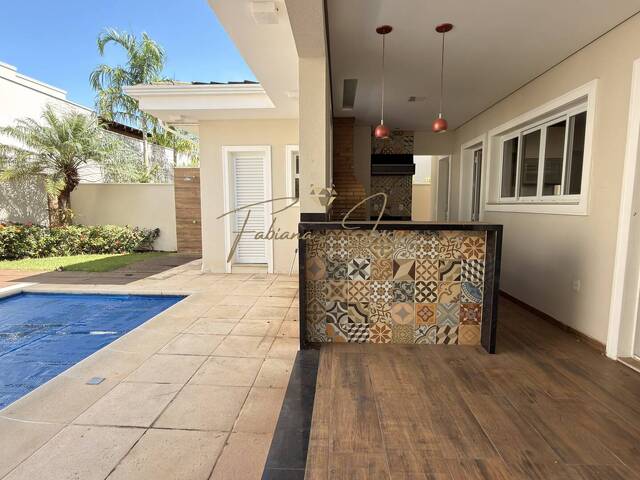 #1260 - Casa em condomínio para Venda em Campinas - SP