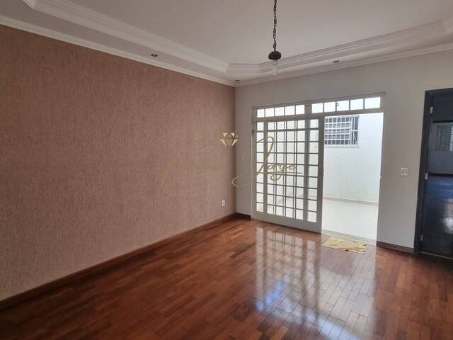 Casa para Venda em Campinas - 4