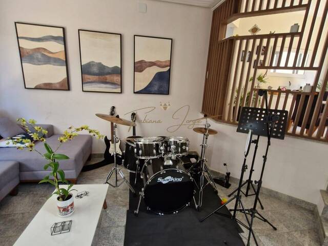 Sobrado para Venda em Valinhos - 3