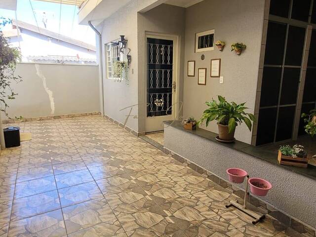 #1300 - Casa para Venda em Campinas - SP - 2